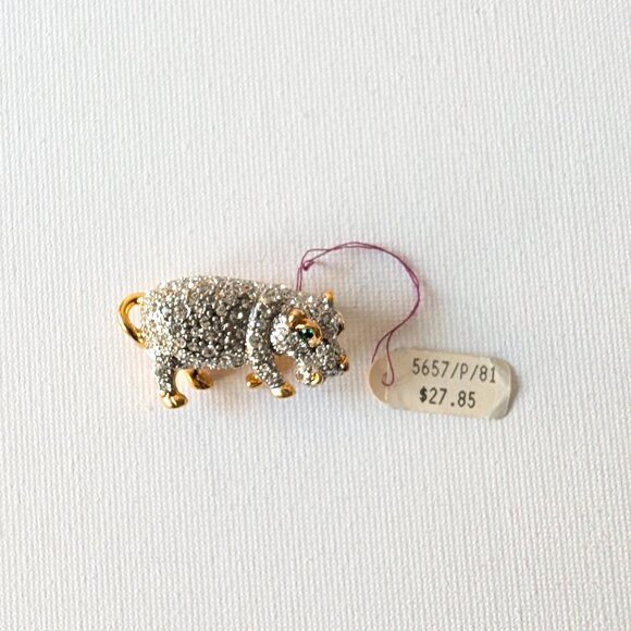 Coro Hippo Mini Brooch – Gold-Tone & Rhinestones - Picture 12 of 16
